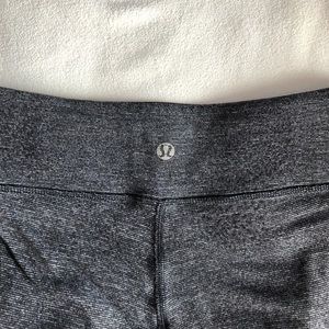 Cropped Lululemon leggings Black/Grey